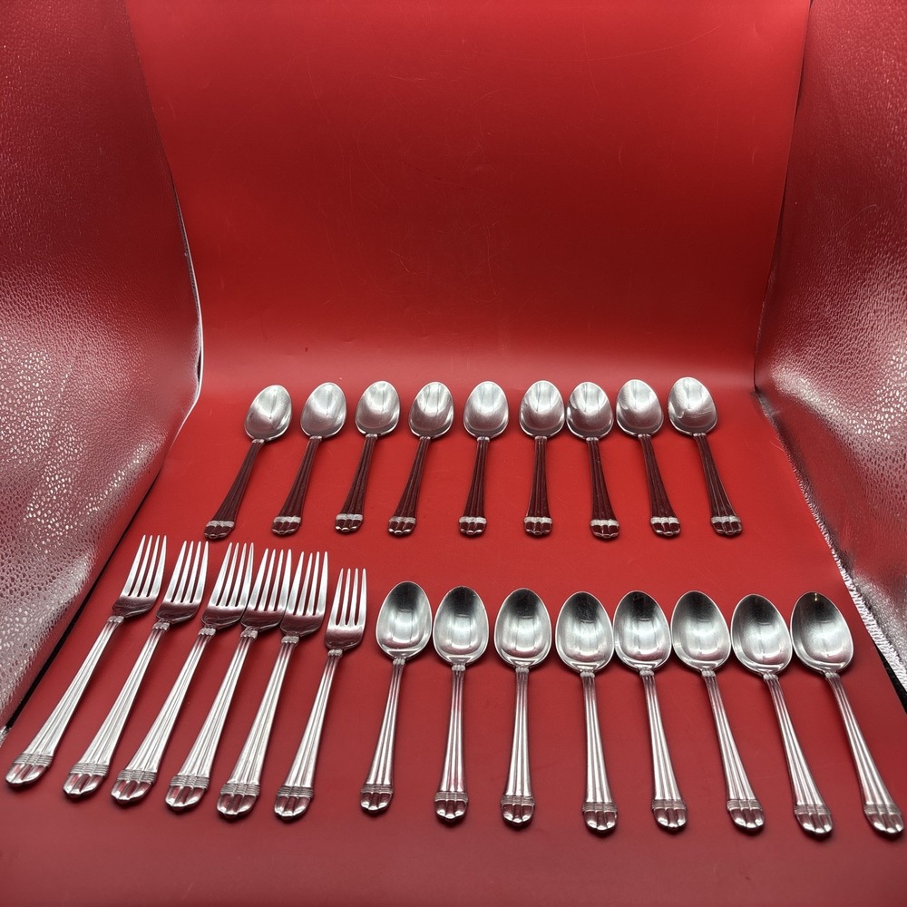 Hampton Silversmiths Odyssey Flatware 18/10 Stainless 23 pcs Forks Spoon
